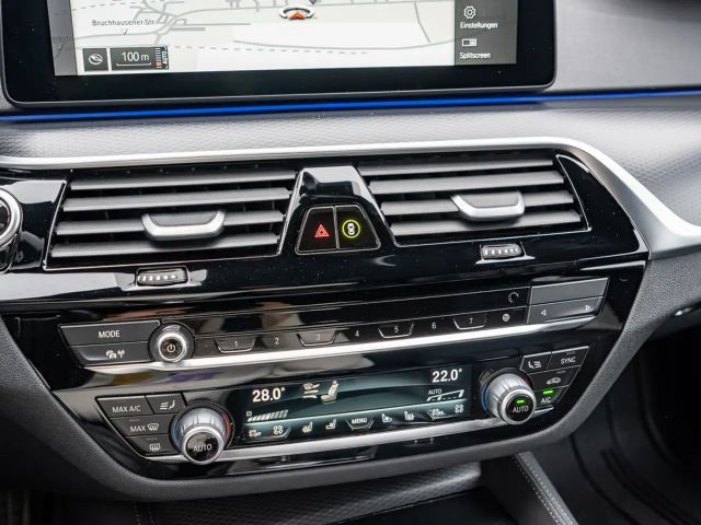 BMW 540 540d M-Sport Touring xDrive