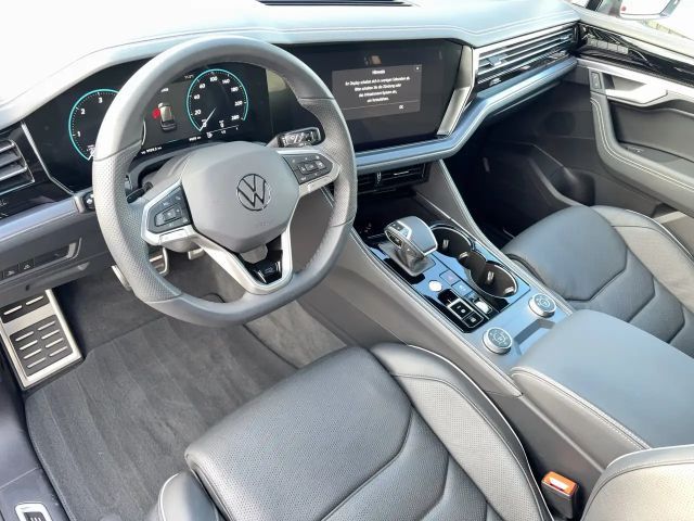 Volkswagen Touareg R-Line Style