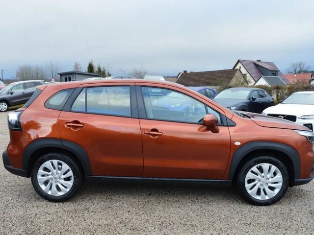 Suzuki S-Cross Hybrid