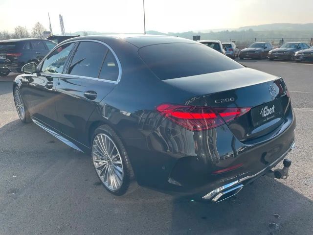 Mercedes-Benz C 200 4MATIC AMG Line Sedan