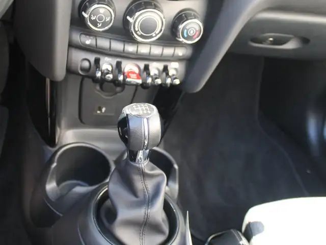 MINI One Cabrio One Classic Trim