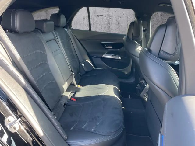 Mercedes-Benz E 220 AMG Line E 220 d Estate