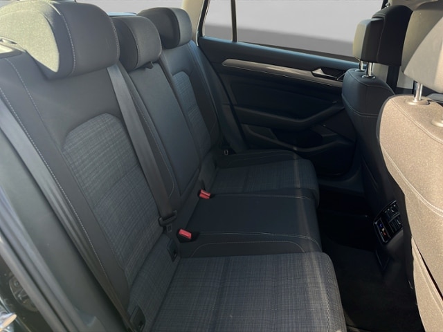 Volkswagen Passat 1.5 TSI DSG Variant