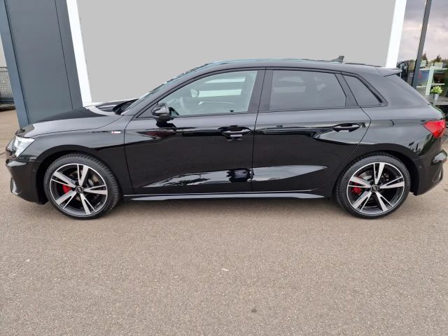 Audi A3 35 TFSI S-Line Sedan Sportback