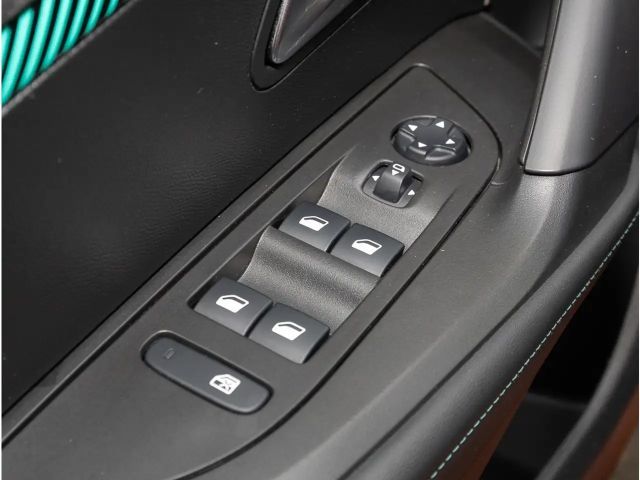 Peugeot E-2008 Allure Pack