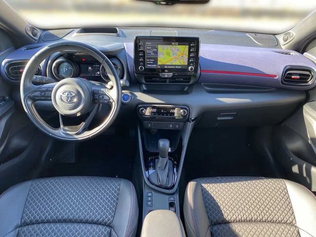 Toyota Yaris Hatchback Hybride VVT-i