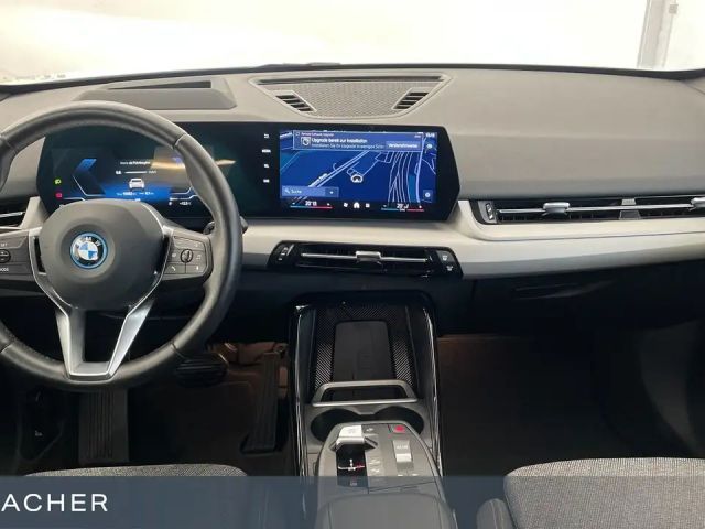 BMW X1 IX1 XDRIVE30 LCPro HUD 360° SHZ PDC KomftZ 19"LM
