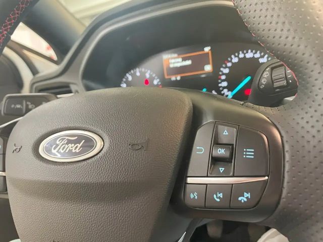 Ford Focus EcoBoost ST Line Style