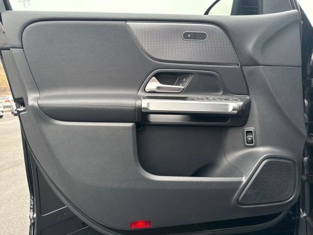 Mercedes-Benz GLB 200 4MATIC