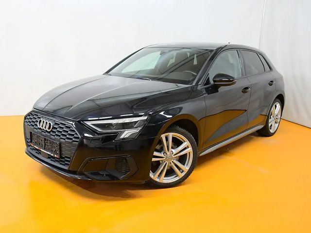 Audi A3 30 TFSI S-Tronic Sedan