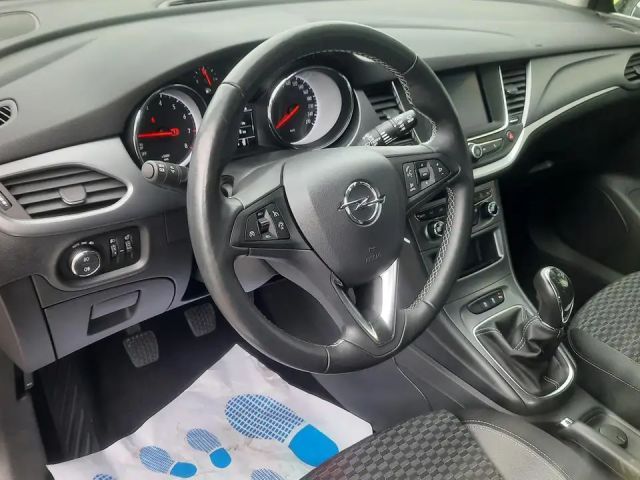 Opel Astra Edition Sports Tourer