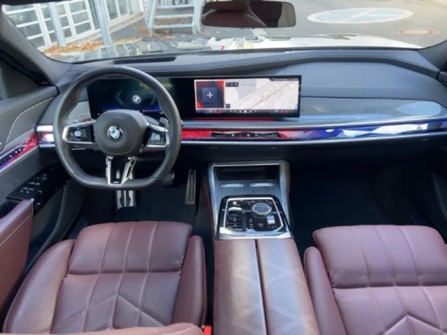 BMW 740 740d M-Sport Sedan xDrive