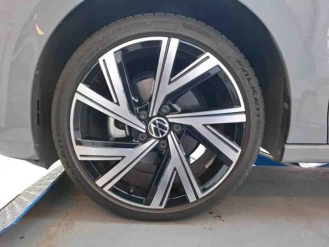 Volkswagen Golf 1.5 TSI Golf VIII Style