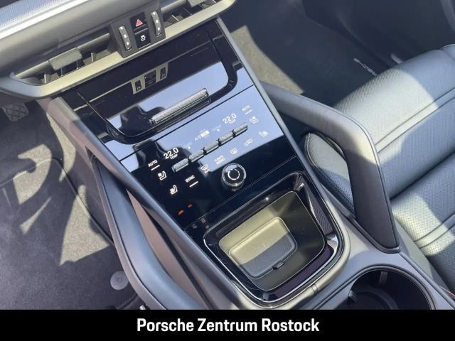 Porsche Cayenne BOSE Luftfederung LED-Matrix