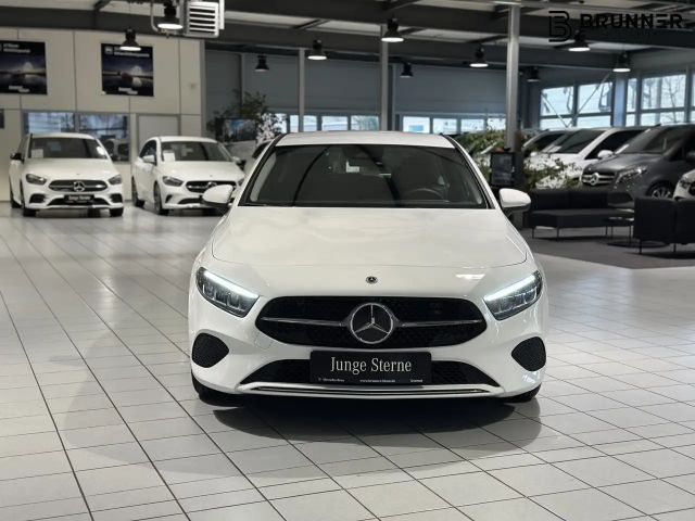 Mercedes-Benz A 180 Progressive