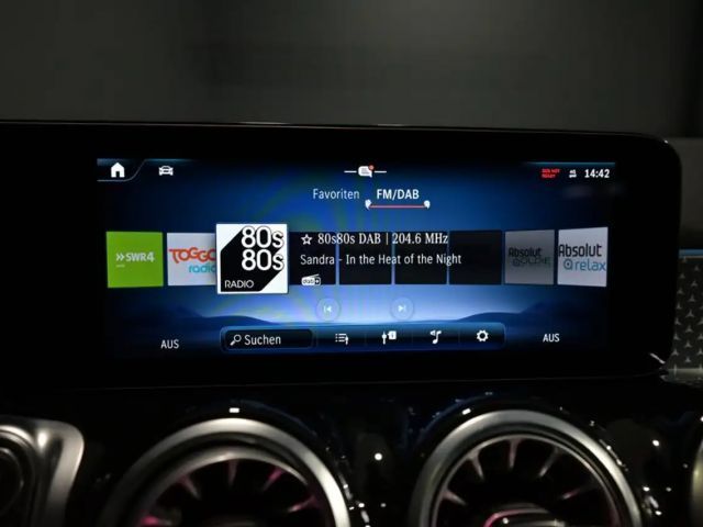 Mercedes-Benz EQB 300 4MATIC Progressive