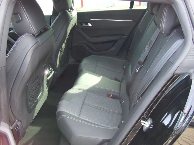 Peugeot 508 Kombi, Benzin Automatik, Navi, el. Heckklappe LED