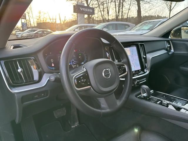 Volvo V60 AWD Dark Hybrid Plus