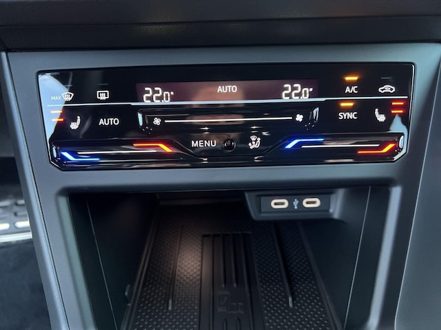 Volkswagen Polo 1.0 TSI DSG R-Line