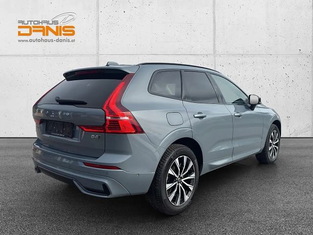 Volvo XC60 AWD Dark Plus