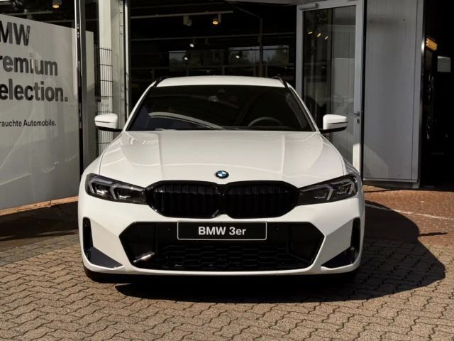 BMW 320 320d M-Sport Touring