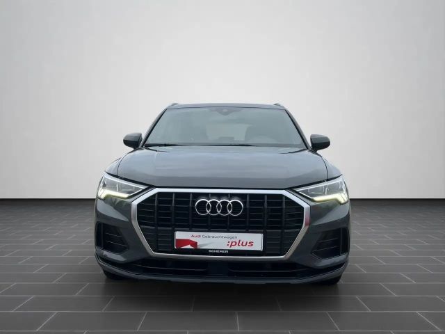 Audi Q3 S-Tronic