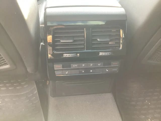 Volkswagen Touareg 3.0 V6 TDI R-Line