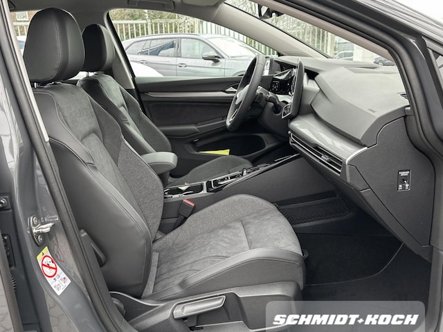 Volkswagen Golf 1.5 eTSI DSG Style