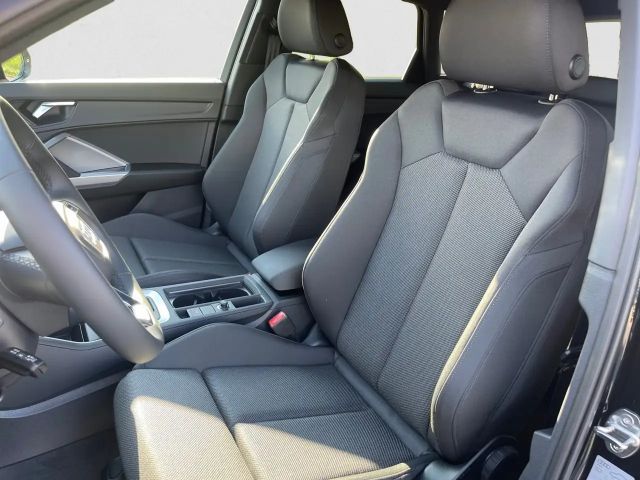 Audi Q3 S-Line S-Tronic
