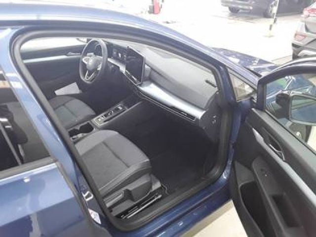 Volkswagen Golf 1.5 eTSI DSG Golf VIII