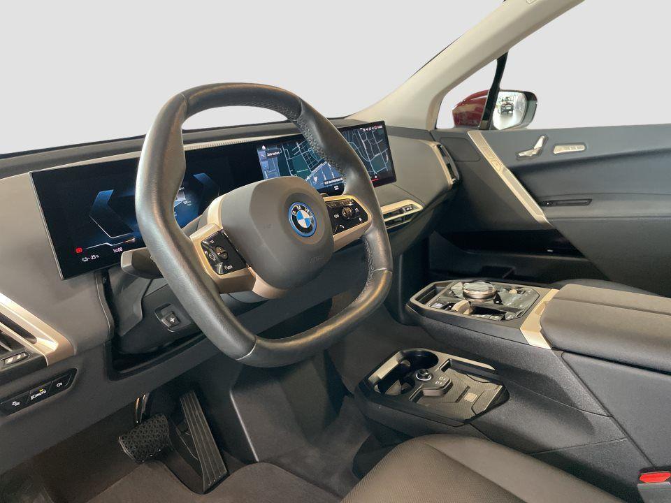 BMW iX xDrive40