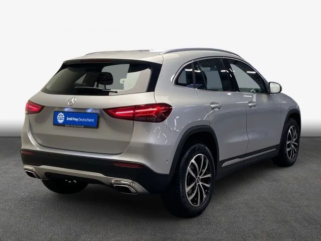 Mercedes-Benz GLA 180 GLA