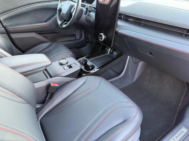 Ford Mustang Mach-E AWD Extended range