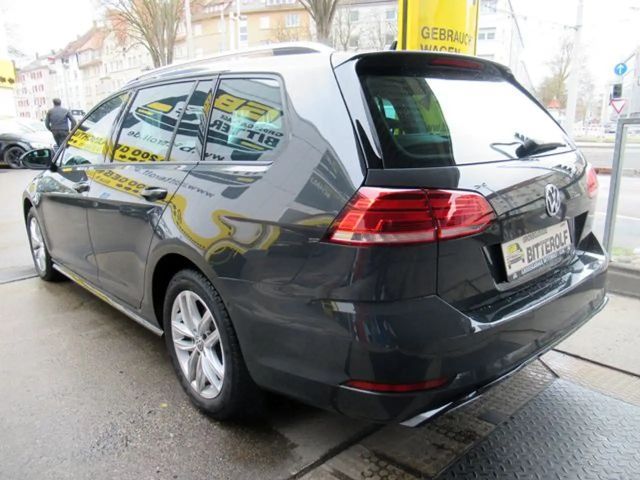 Volkswagen Golf 2.0 TDI DSG R-Line Variant