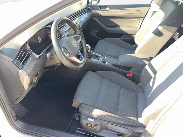 Volkswagen Passat GTE Variant