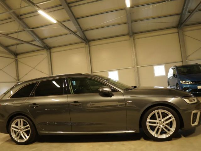 Audi A4 35 TDI Avant S-Line S-Tronic