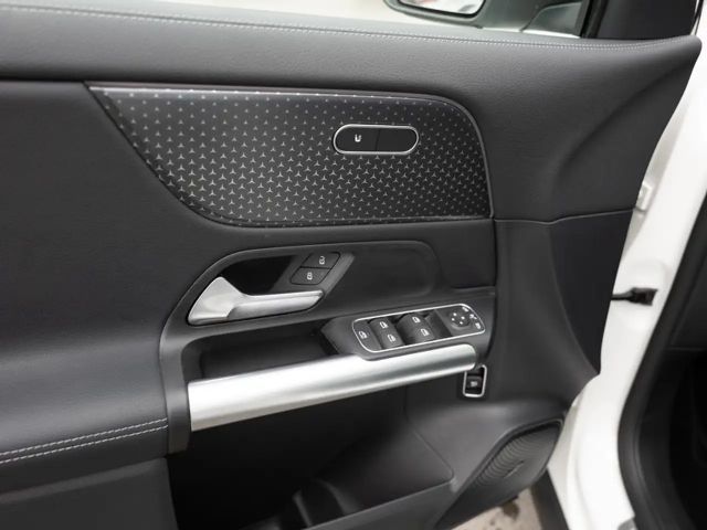 Mercedes-Benz EQA 350 4MATIC Progressive