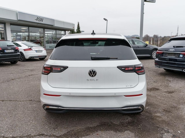 Volkswagen Golf 1.5 eTSI DSG