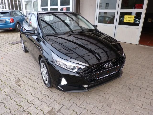 Hyundai i20 APPLE SHZ LHZ KAMERA+PDC KLIMA TEMPOMAT