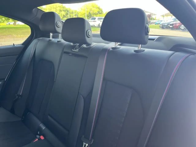 BMW 330 330i M-Sport Sedan xDrive