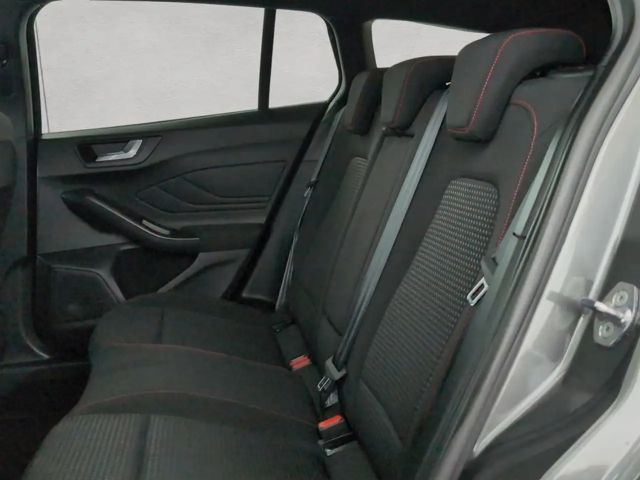 Ford Focus ST Line Wagon