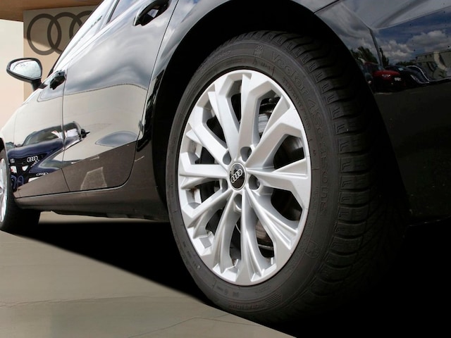 Audi A4 40 TFSI Avant S-Tronic