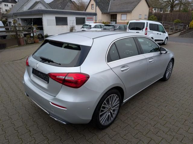 Mercedes-Benz A 180 Progressive