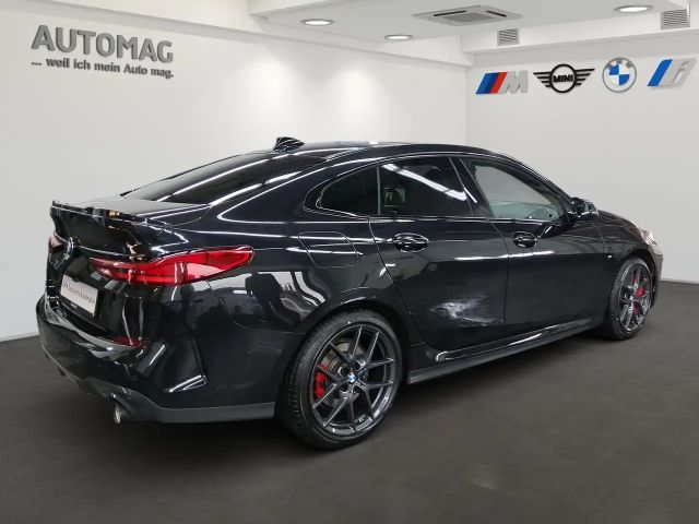 BMW 220 220i Coupé M-Sport