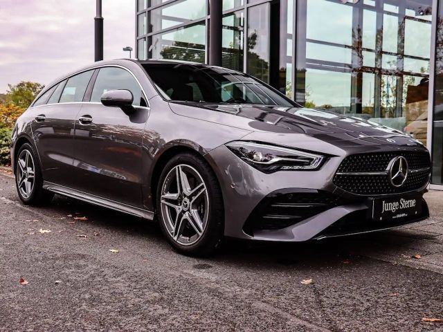 Mercedes-Benz CLA 200 AMG Line
