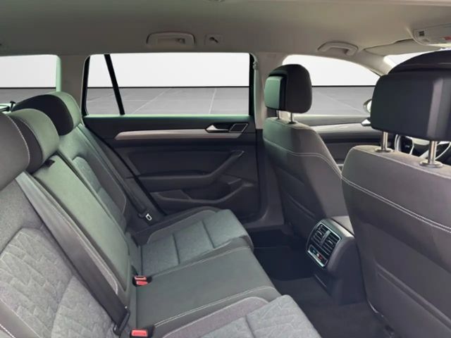 Volkswagen Passat Business DSG Variant