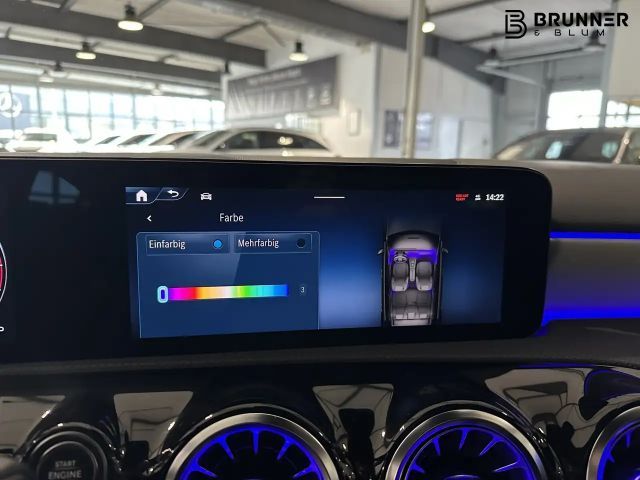 Mercedes-Benz A 220 A 220 d