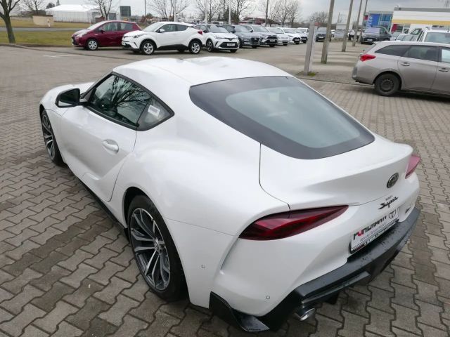 Toyota Supra Dynamic