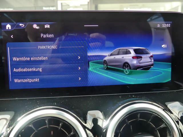 Mercedes-Benz B 180 Progressive