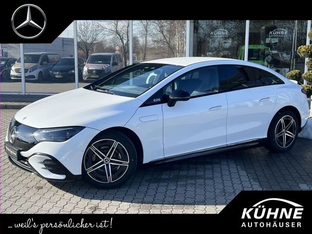 Mercedes-Benz EQE 300 AMG Line Sedan